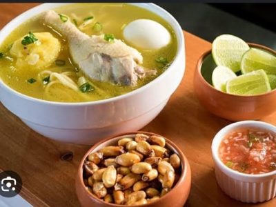 Caldo de Gallina Casero